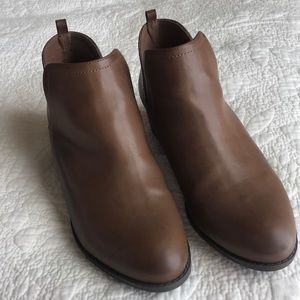 Arizona slip on bootie